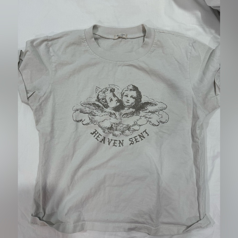 Brandy Melville T shirt